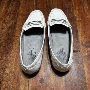 Life Stride Soft System Women's White‎ Faux Leather Flat Shoes Sz 8M